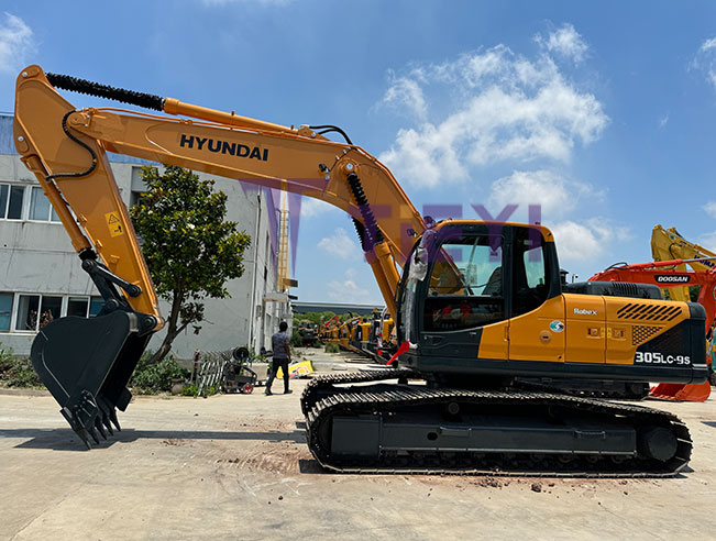 Hyundai Excavator R305LC-9S