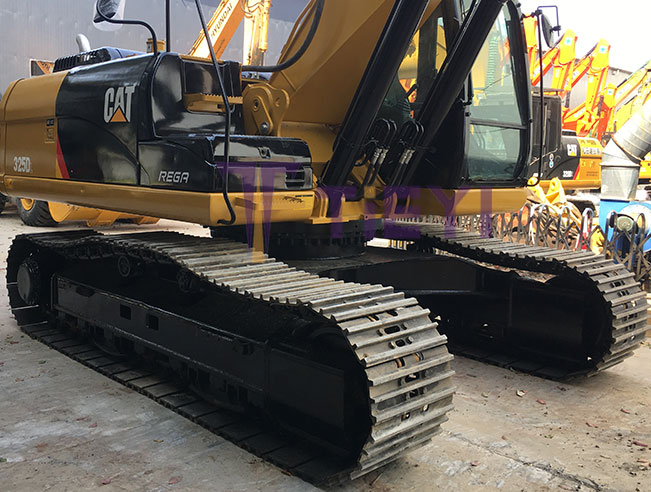 CAT Excavator 325D2L