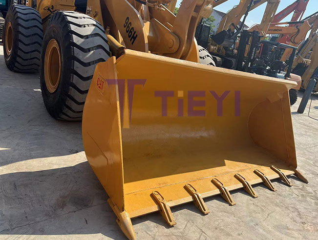 CAT Wheel Loader 966H