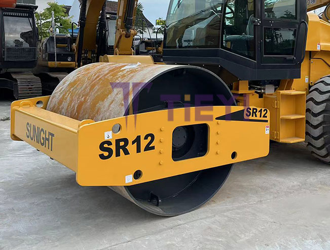 SHANTUI Road Roller SR12