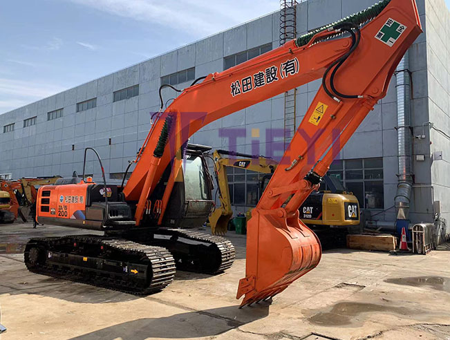 Hitachi Excavator ZX200-3G